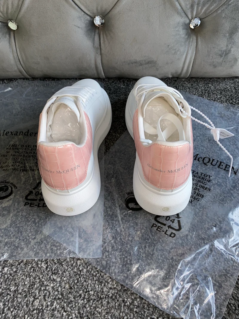 White & Pink Leather Queens