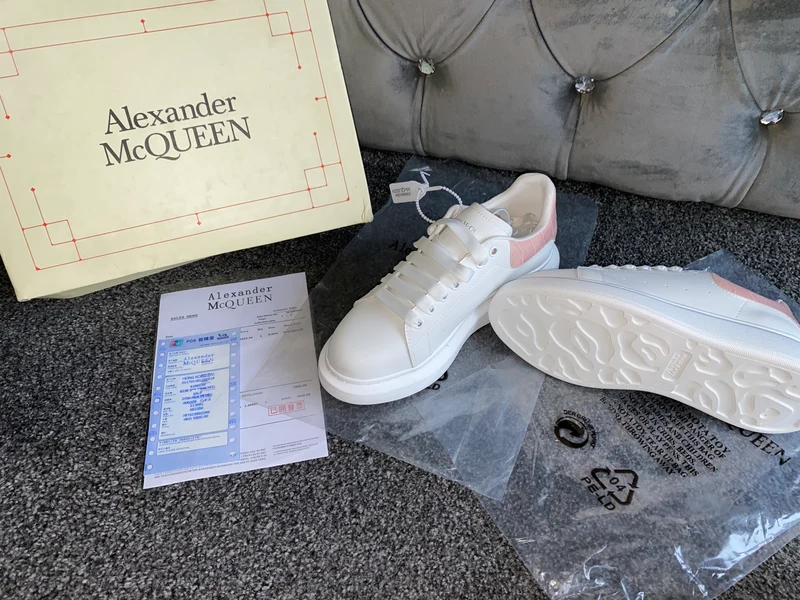 White & Pink Leather Queens