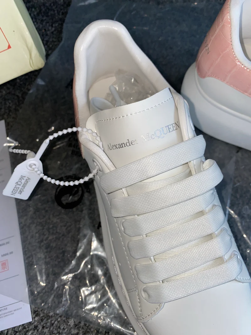 White & Pink Leather Queens