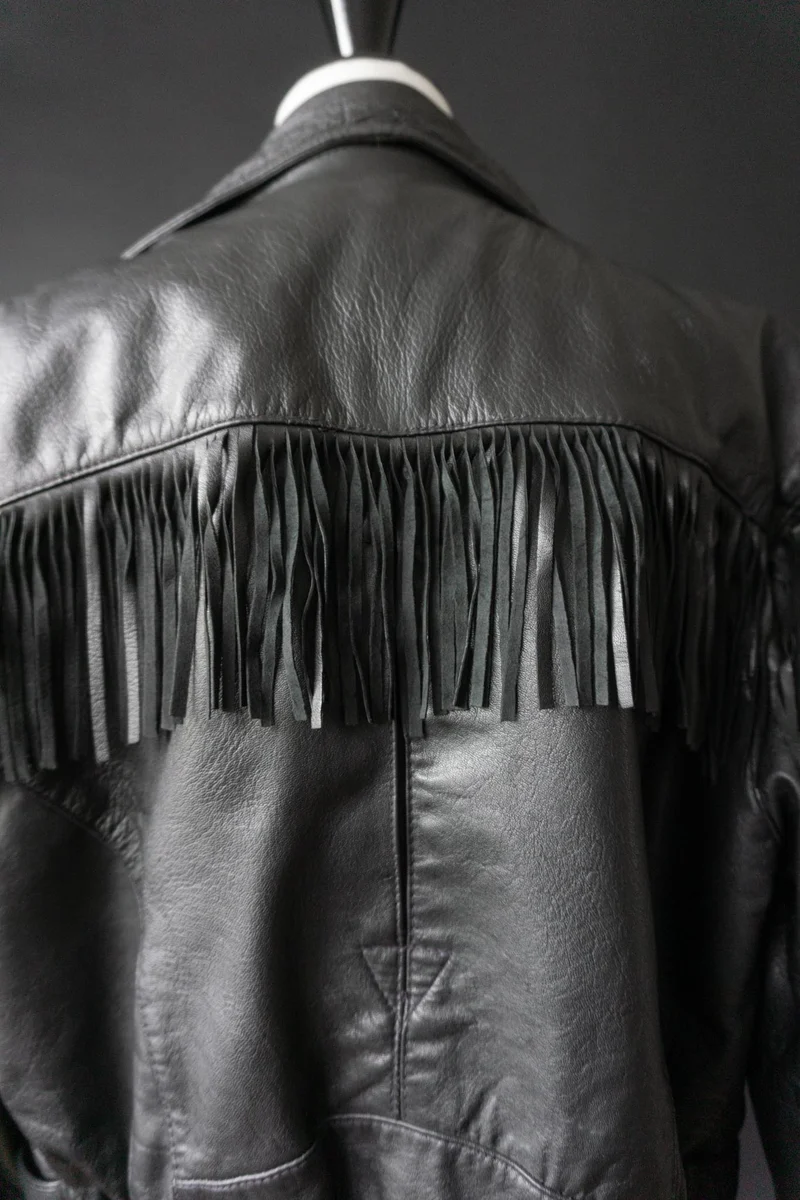 Biker-Lederjacke mit Fransen – Western meets Goth, 80s Vintage, M–L