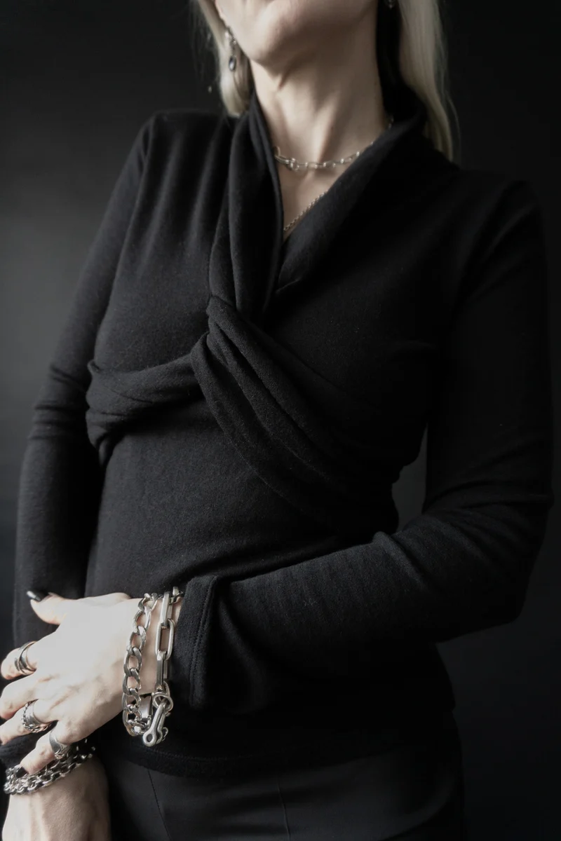 Vintage Blumarine Pullover – Schwarze Wolle