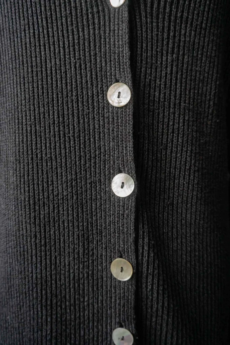 Vintage Strickjacke mit Perlmuttknöpfen, S–L