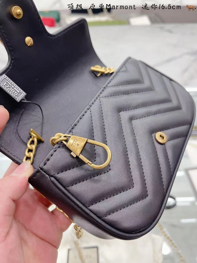 G Shoulder Chain Bag