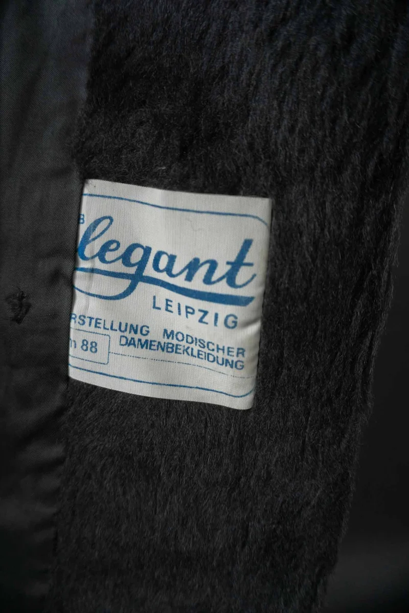 Vintage 70s Fake Fur Mantel Schwarz, S–M