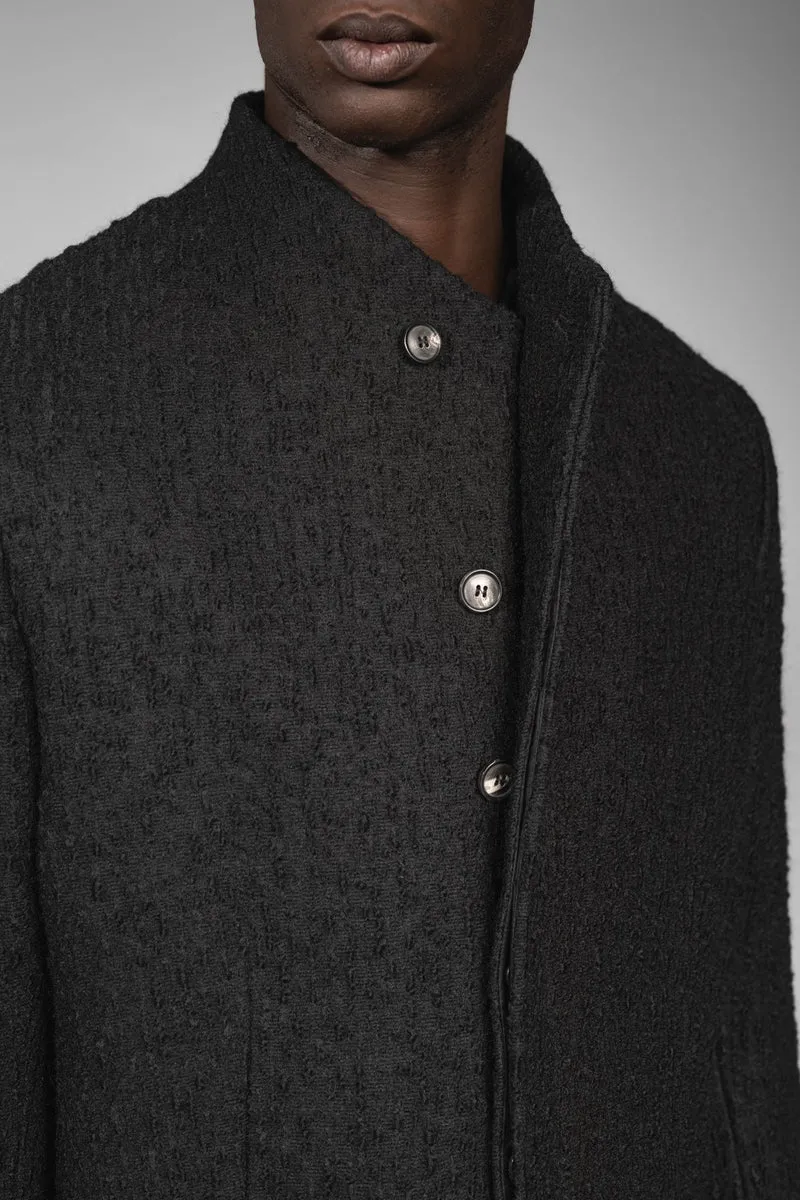 eigensinnig wien | Barnabas | Schwarzer Designer Herren Stehkragen-Wintermantel aus japanischer Wolle