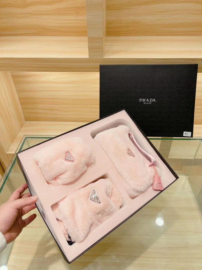 Fluffy Pra Bag Set