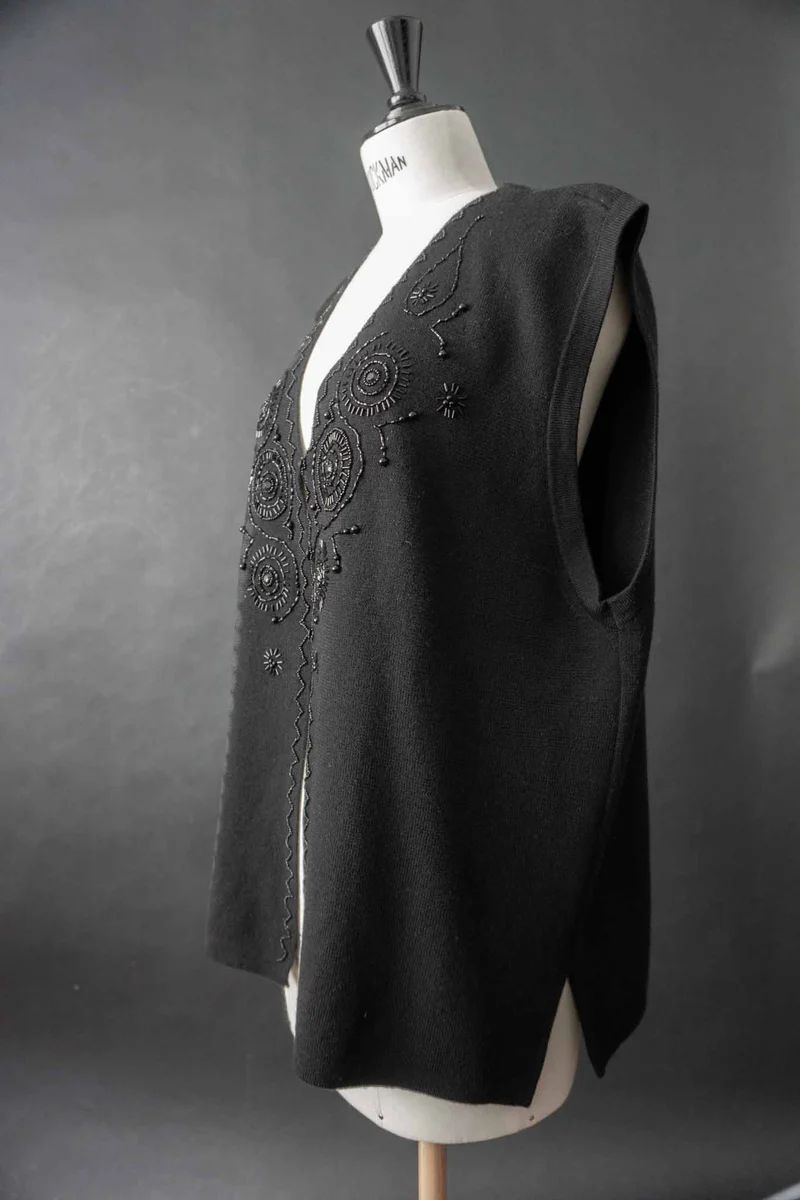 Vintage Strickweste mit Perlenverzierung, M–L