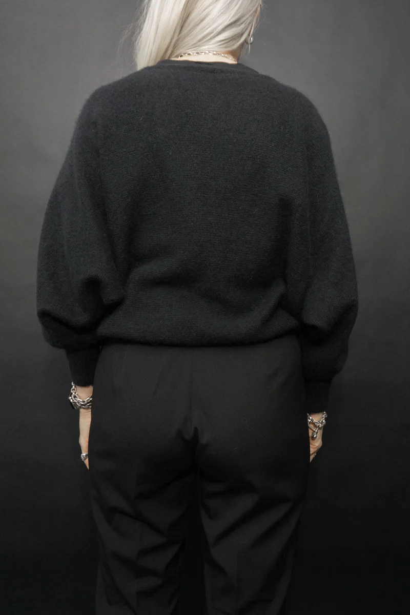 Vintage 80s Statement-Pullover mit handbestickten Paillettenblüten Schwarz, M–L
