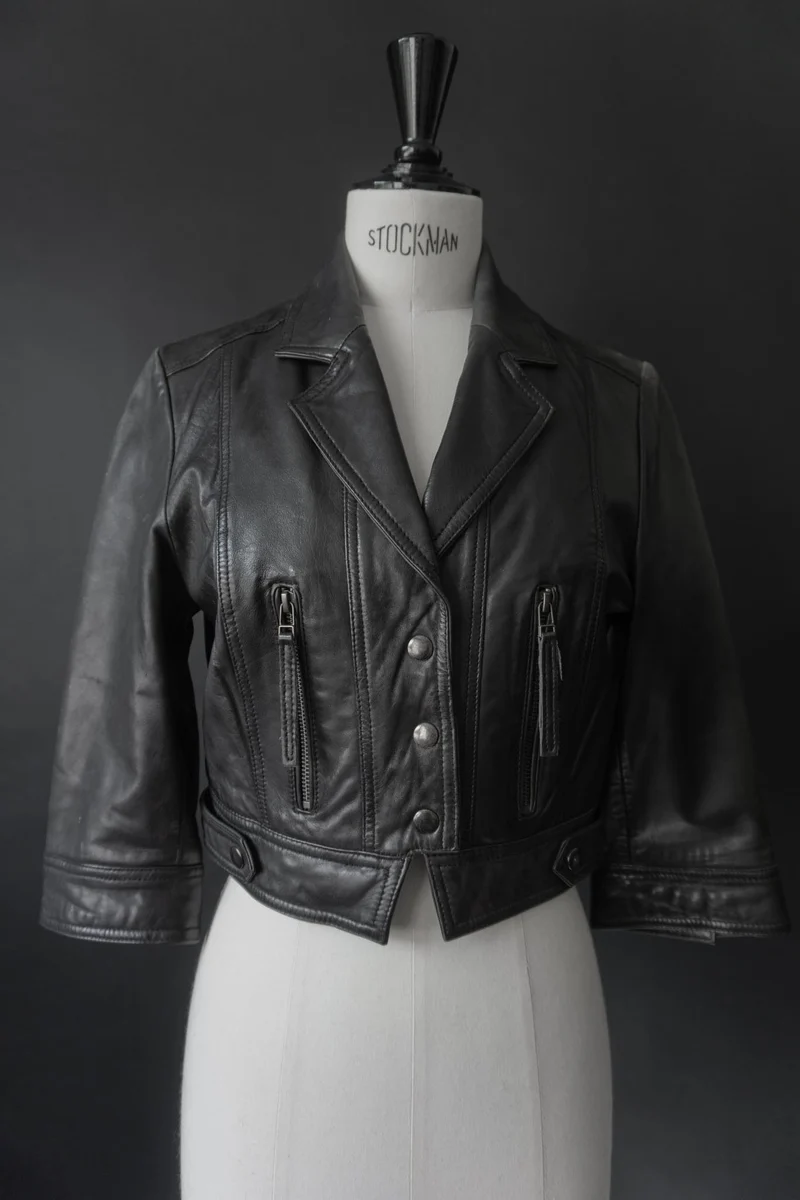 Vintage Cropped-Lederjacke, Schwarz Druckknöpfe, XS–M