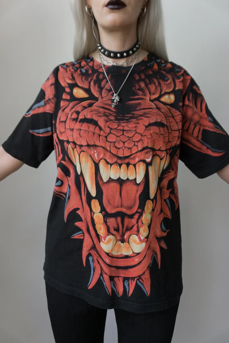 T-Shirt Drache Schwarz