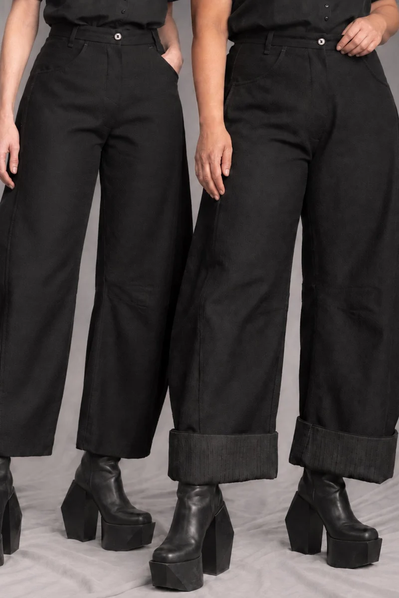 eigensinnig wien | SonNin | Designer-Damenanzug mit Barrel-Leg-Hose aus Luxuswolle