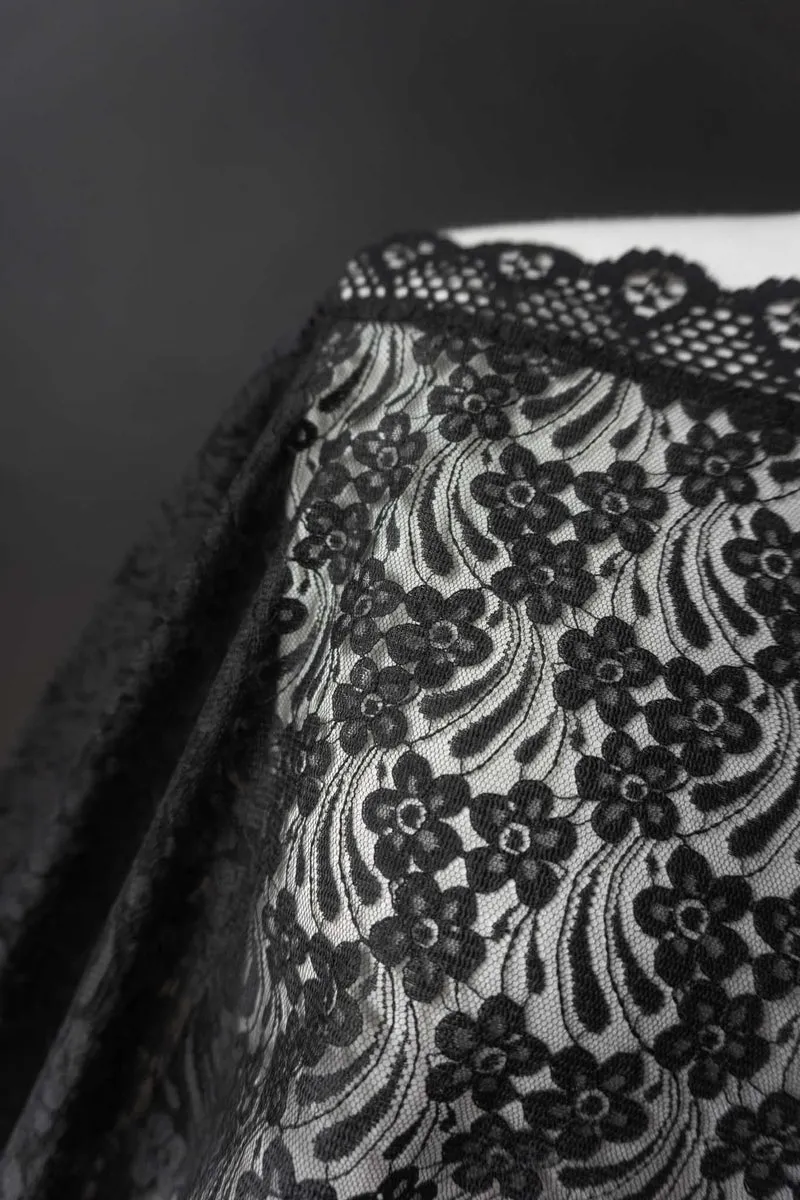 Vintage 70s Spitzen-Cape – One Size Witchy Vibe