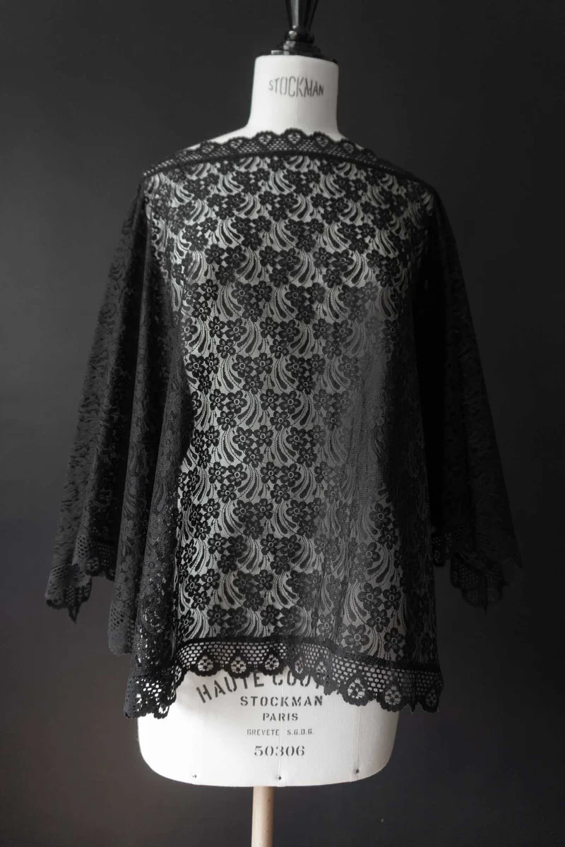 Vintage 70s Spitzen-Cape – One Size Witchy Vibe