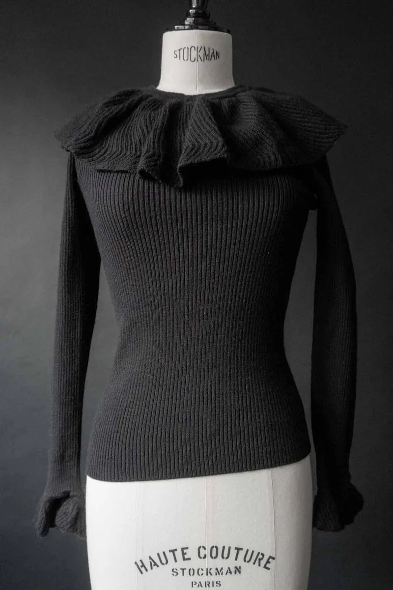 70s Yves Saint Laurent Pullover, XS