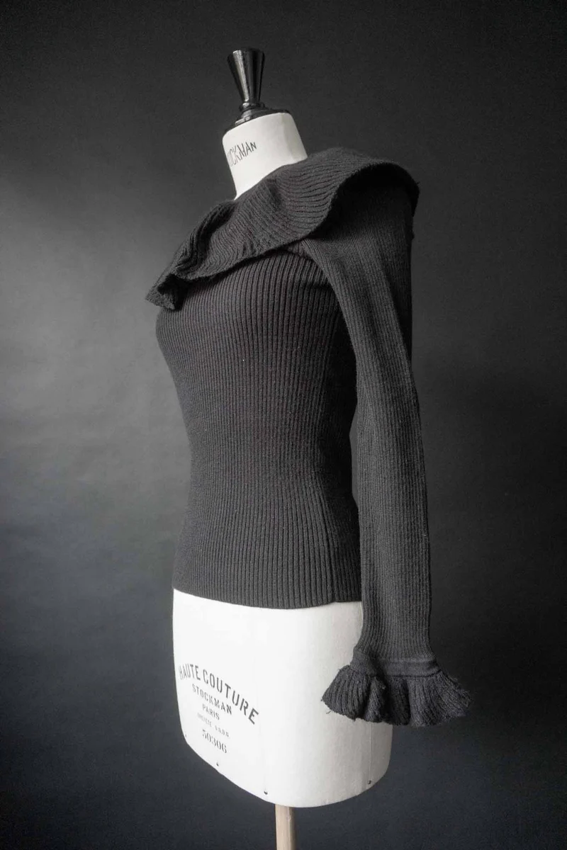 70s Yves Saint Laurent Pullover, XS