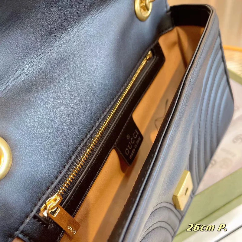 G Shoulder Chain Bag