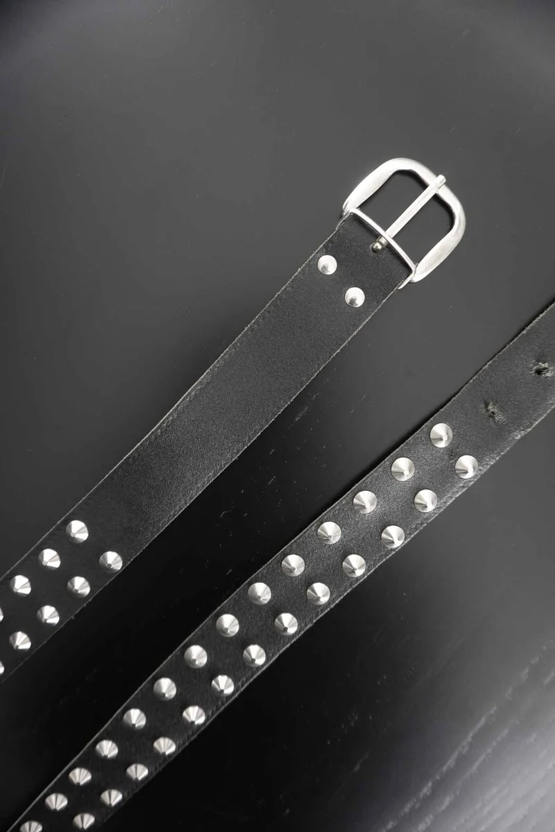 Vintage Nieten-Gürtel – Schwarzes Leder, L–XL