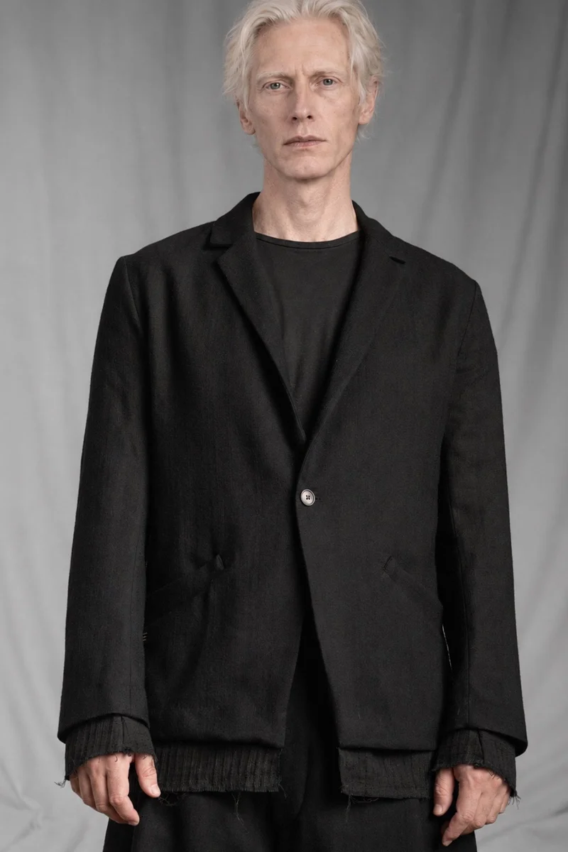 eigensinnig wien | BanVin | Schwarzer Designer Baggy Anzug für Herren aus italienischer Luxuswolle