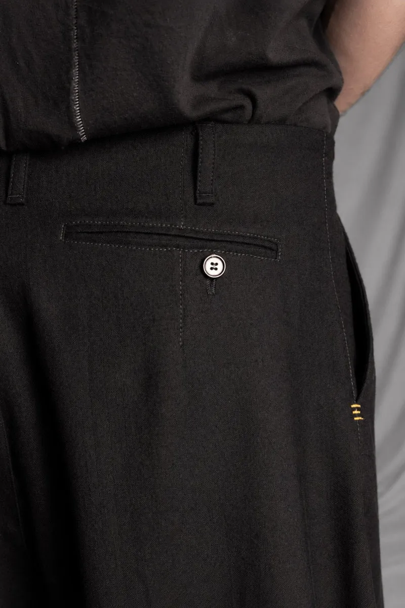 eigensinnig wien | BanVin | Schwarzer Designer Baggy Anzug für Herren aus italienischer Luxuswolle
