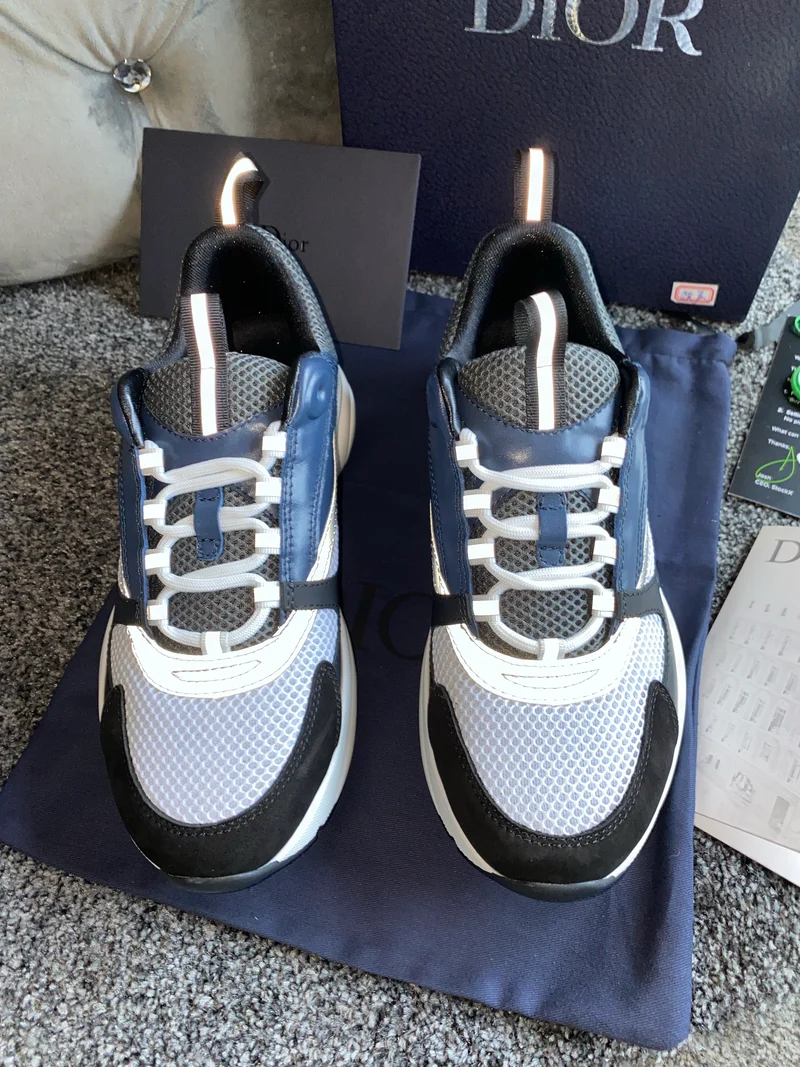 Blue, Black & White CD Runners