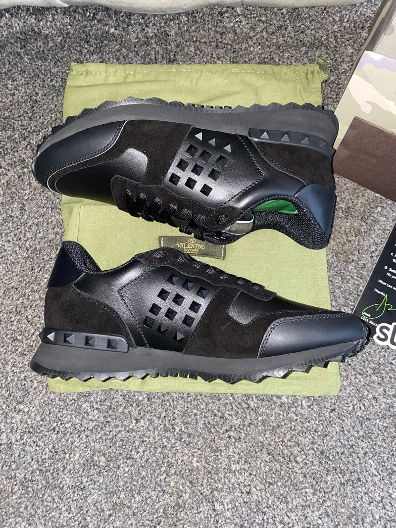 Black Valentos Trainers