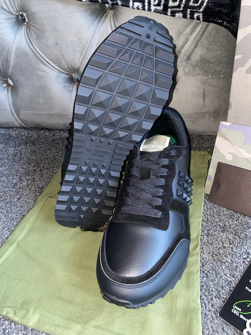 Black Valentos Trainers