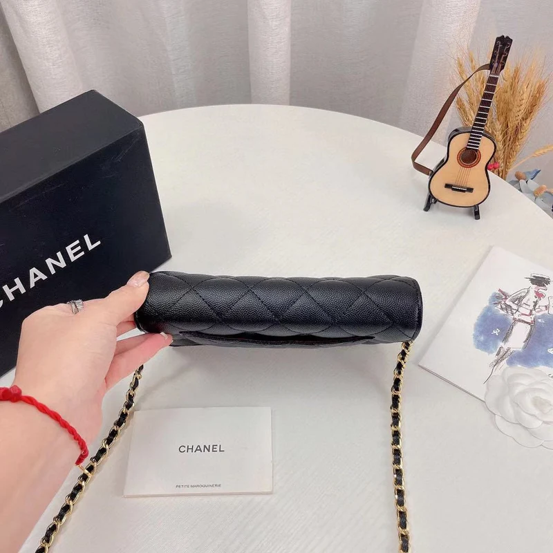 Thin C Shoulder Bag