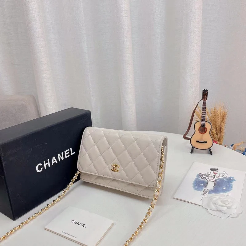 Thin C Shoulder Bag