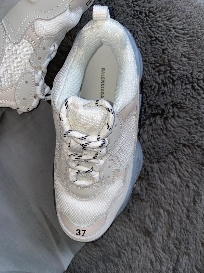 Triple Trainers - White