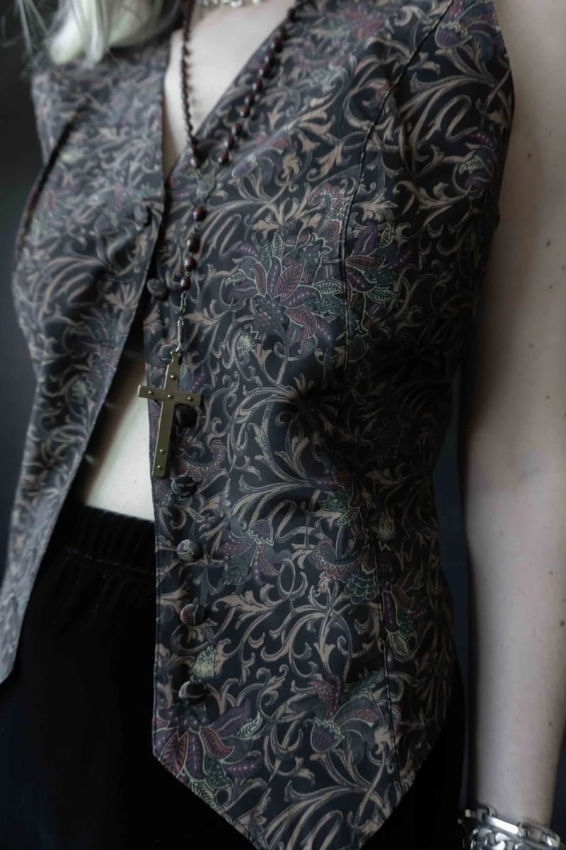 Vintage Weste mit floralem Muster von Betty Barclay, M–L