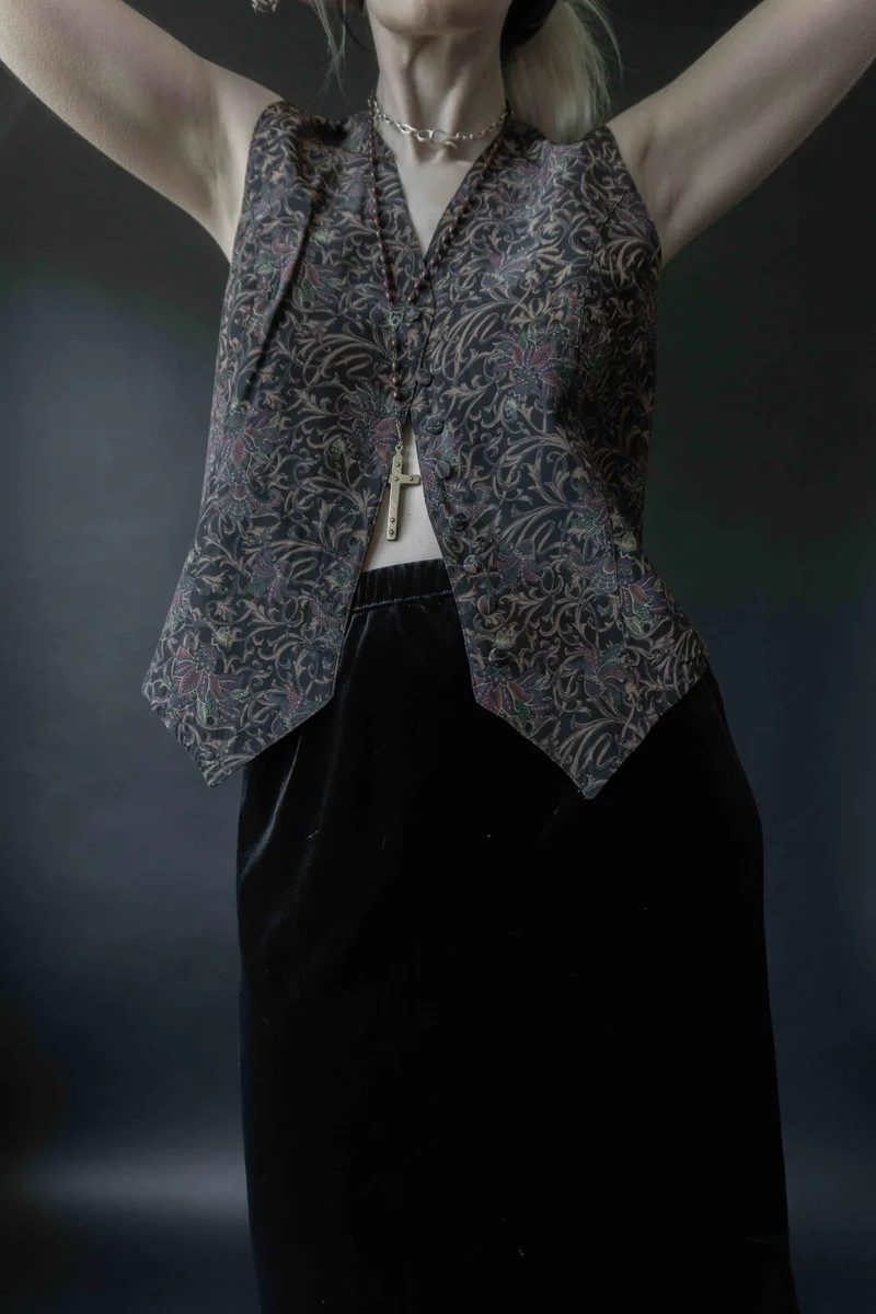 Vintage Weste mit floralem Muster von Betty Barclay, M–L