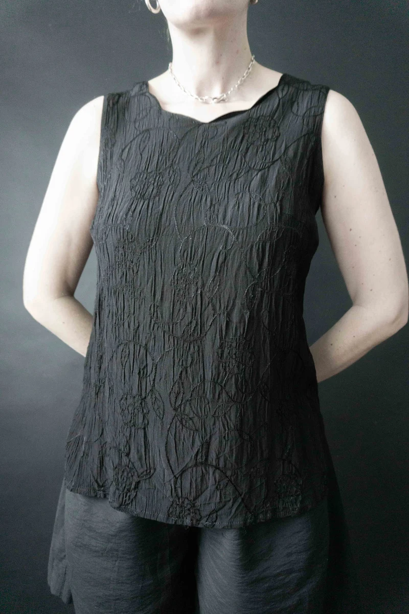 Vintage Sommertop Blütenstickerei, S–M