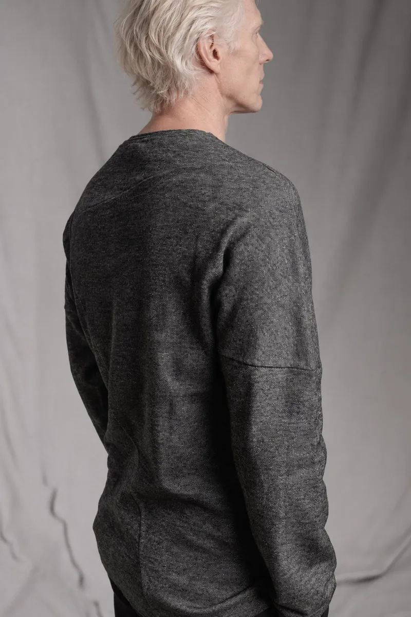 eigensinnig wien | Tolstoi | Avantgardistischer Designerpullover aus meliertem Wollmix-Jersey