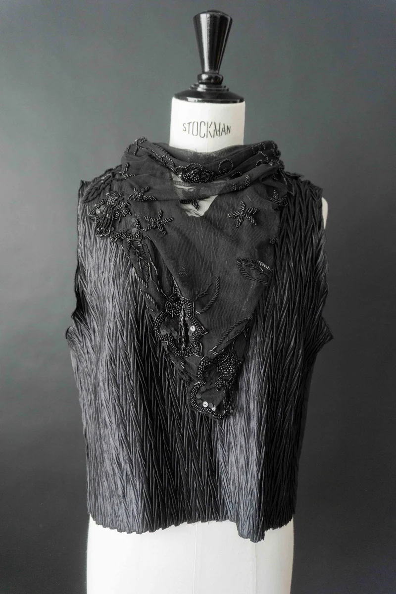 Vintage Plissé-Top, Schwarz, S–L