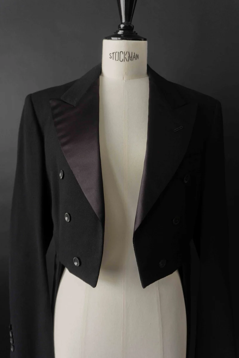 Antiker Frack Schwarz Satin-Revers, XS