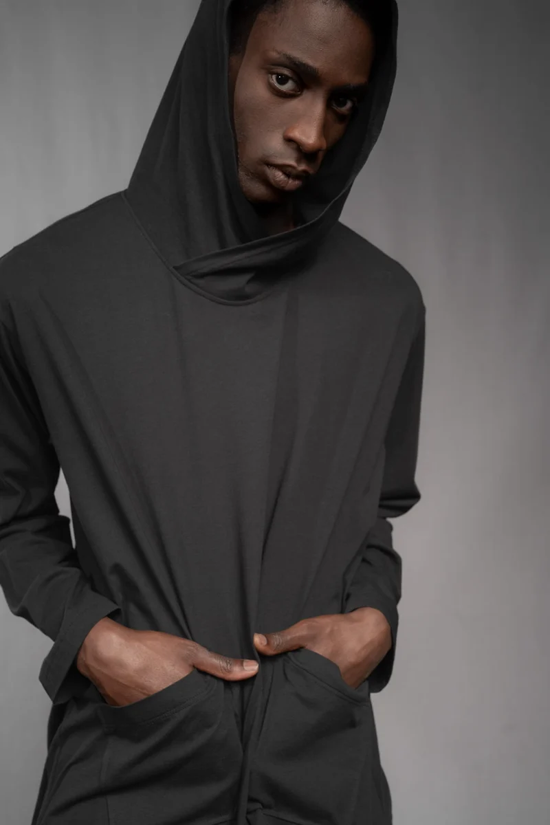 eigensinnig wien | Breed | Schwarzes Designer Hooded Sweatshirt aus Baumwolle