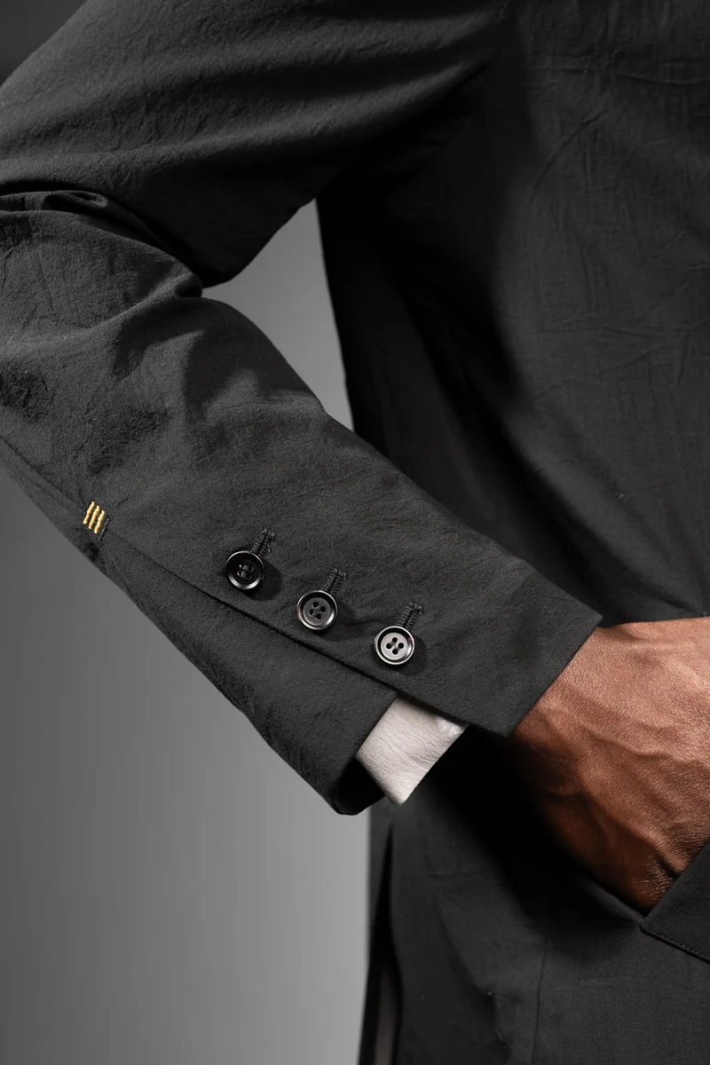 eigensinnig wien | ArgGro | Schwarzer Slim Fit Designer Herrenanzug aus japanischer Baumwolle