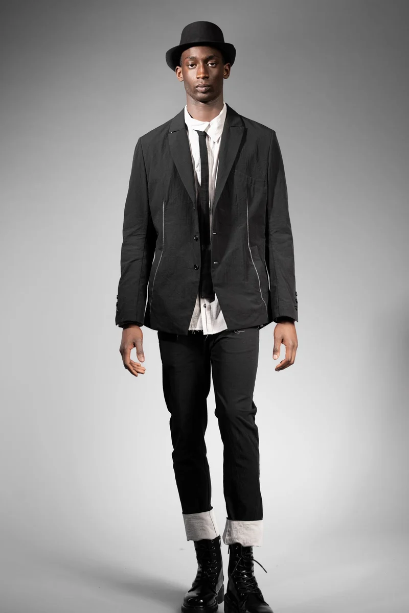 eigensinnig wien | ArgGro | Schwarzer Slim Fit Designer Herrenanzug aus japanischer Baumwolle