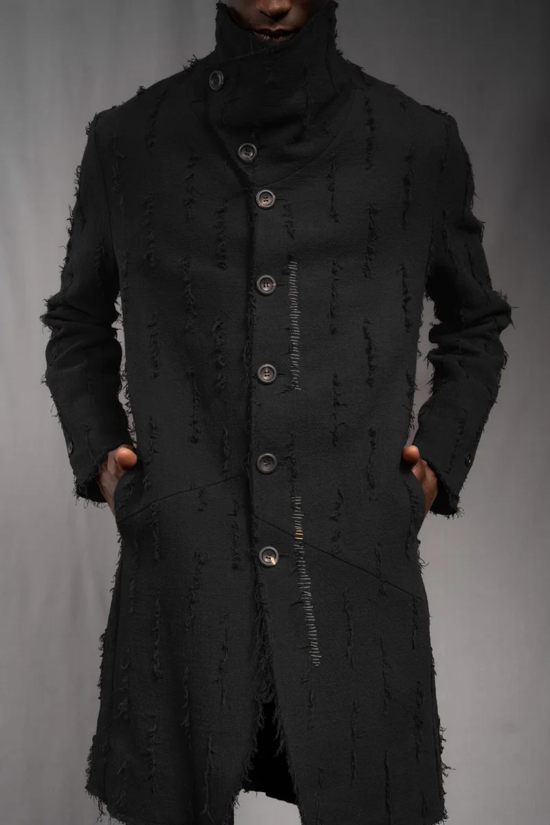 eigensinnig wien | Edgar | Nonkonformistischer Designer Herrenmantel aus grauer Baumwolle