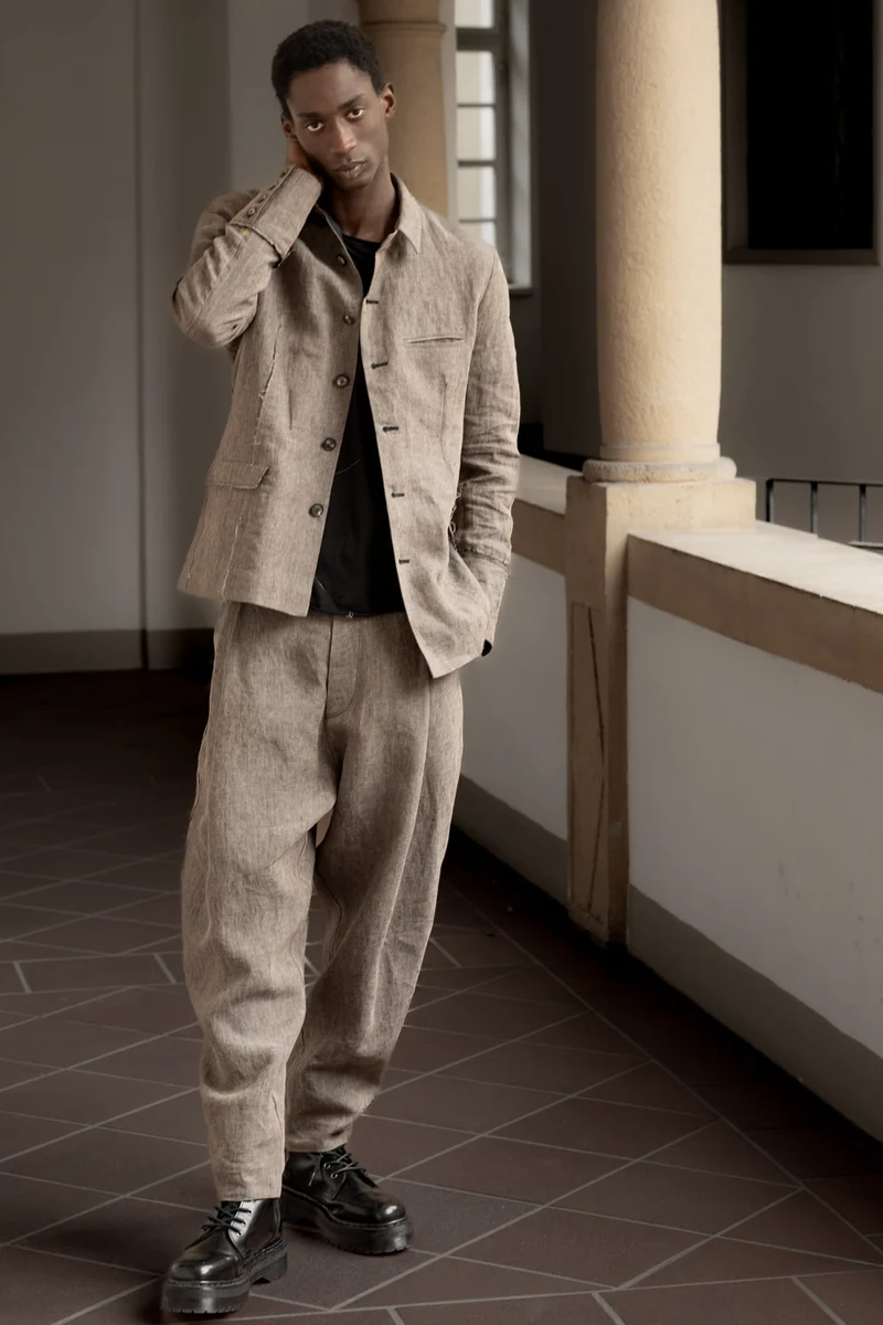 eigensinnig wien | ChiPop | Außergewöhnlicher Designer-Herrenanzug aus hochwertigem Leinen