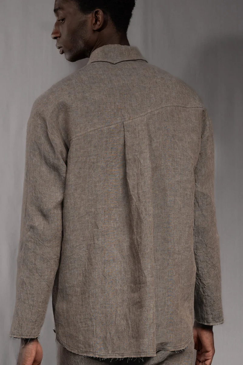 eigensinnig wien | Thoreau | Designer Leinen-Overshirt mit dekonstruierter Silhouette