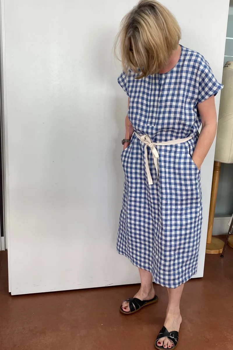 No73 Kleid Kieras mit Patte und Taschen