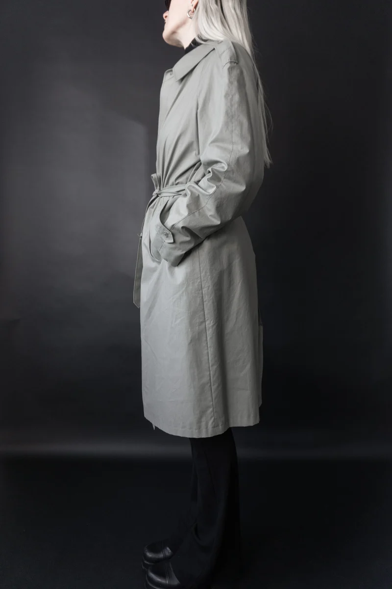 Vintage Trenchcoat Beige – Minimalistischer 80s Look aus Baumwolle
