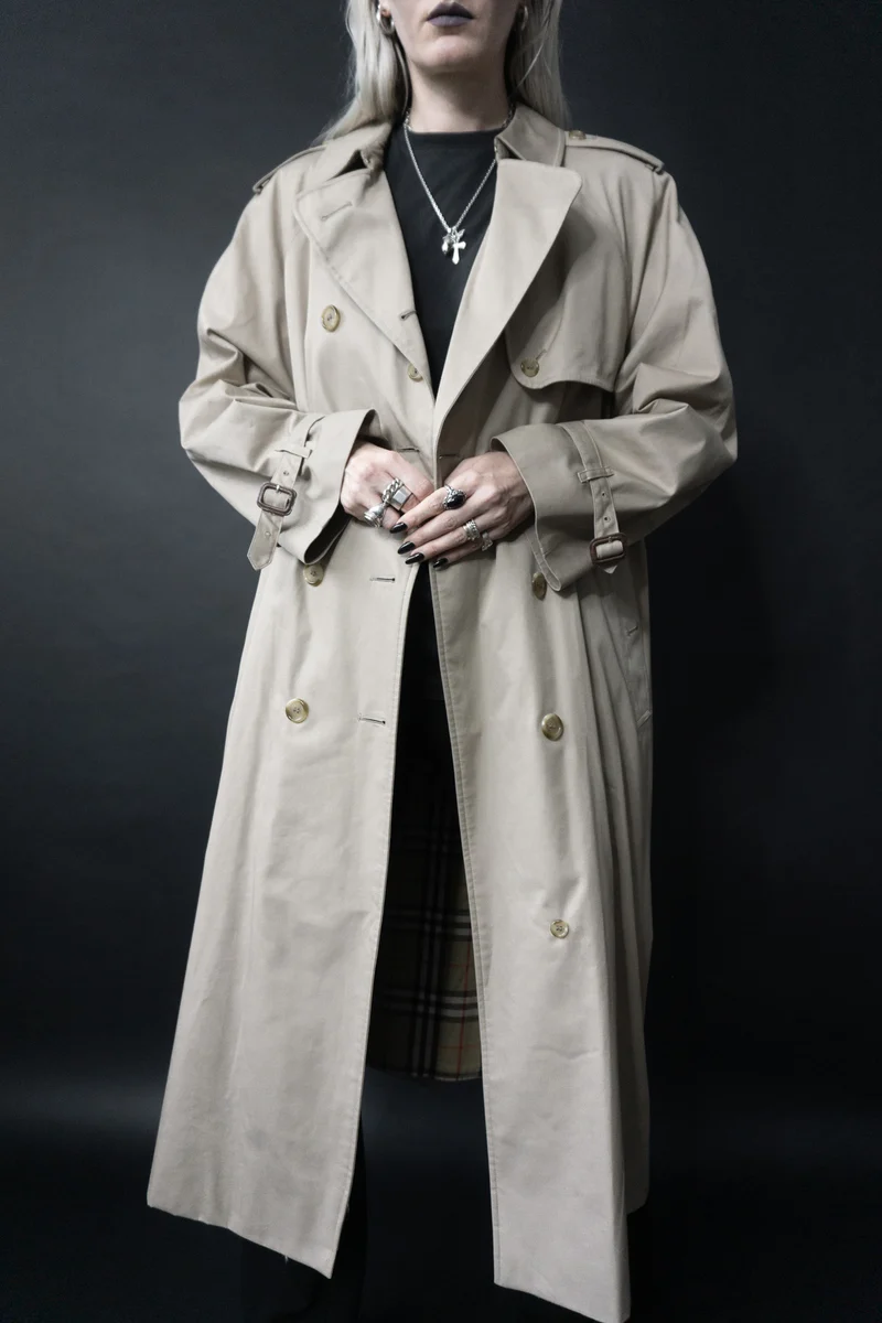 Vintage Burberry Trenchcoat – Klassiker mit Nova Check