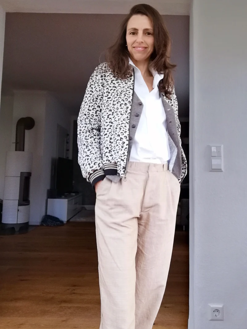 No43 weite Bundfaltenhose