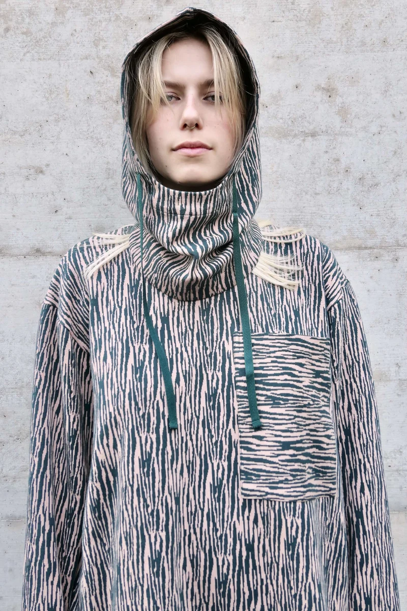 No76 Pullover mit Balaclava