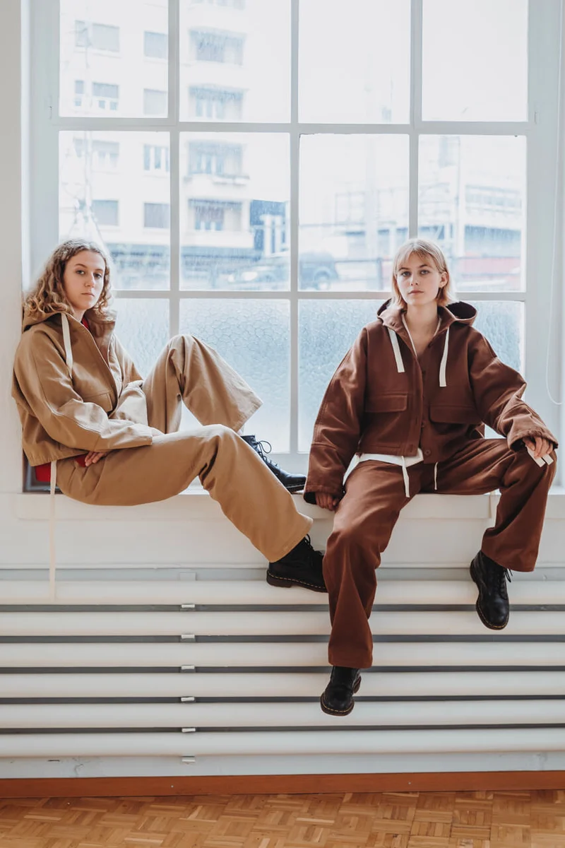 No69 Jacke mit T-Ärmel und Kapuze