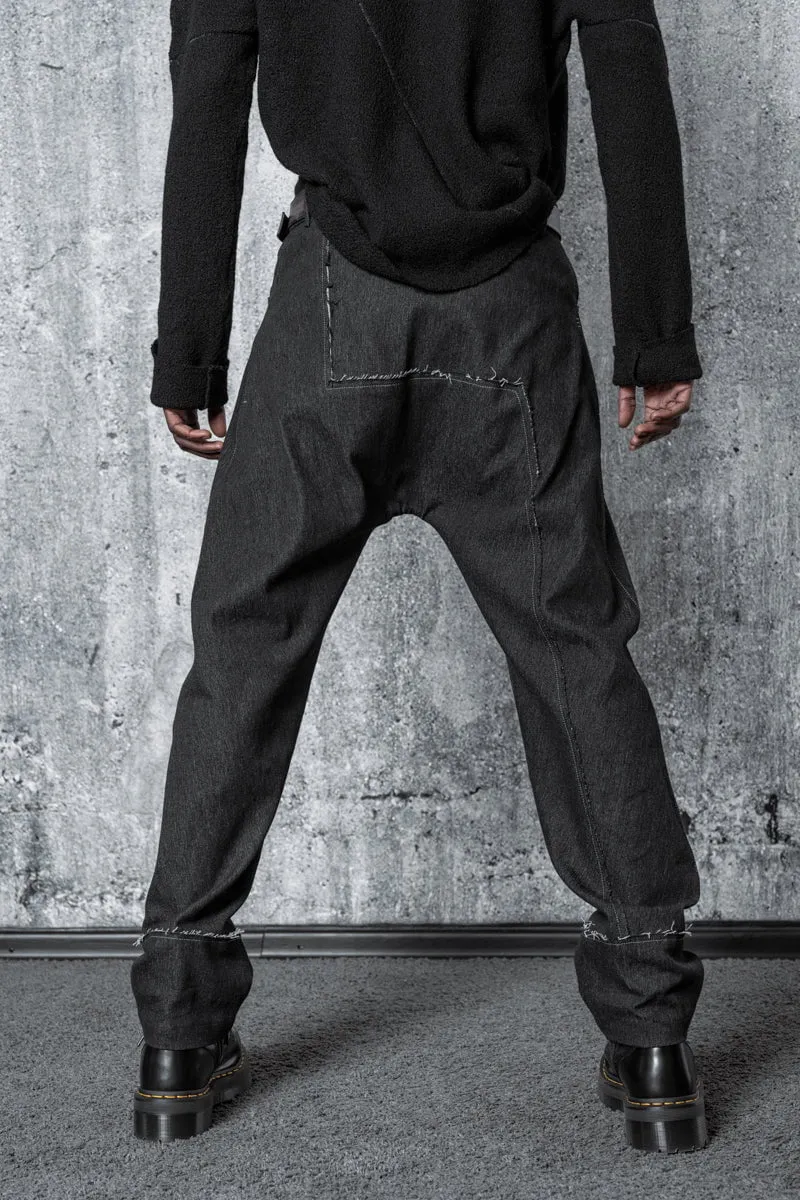 eigensinnig wien | FeuPop | Designer Baggy Jeans Outfit für Herren