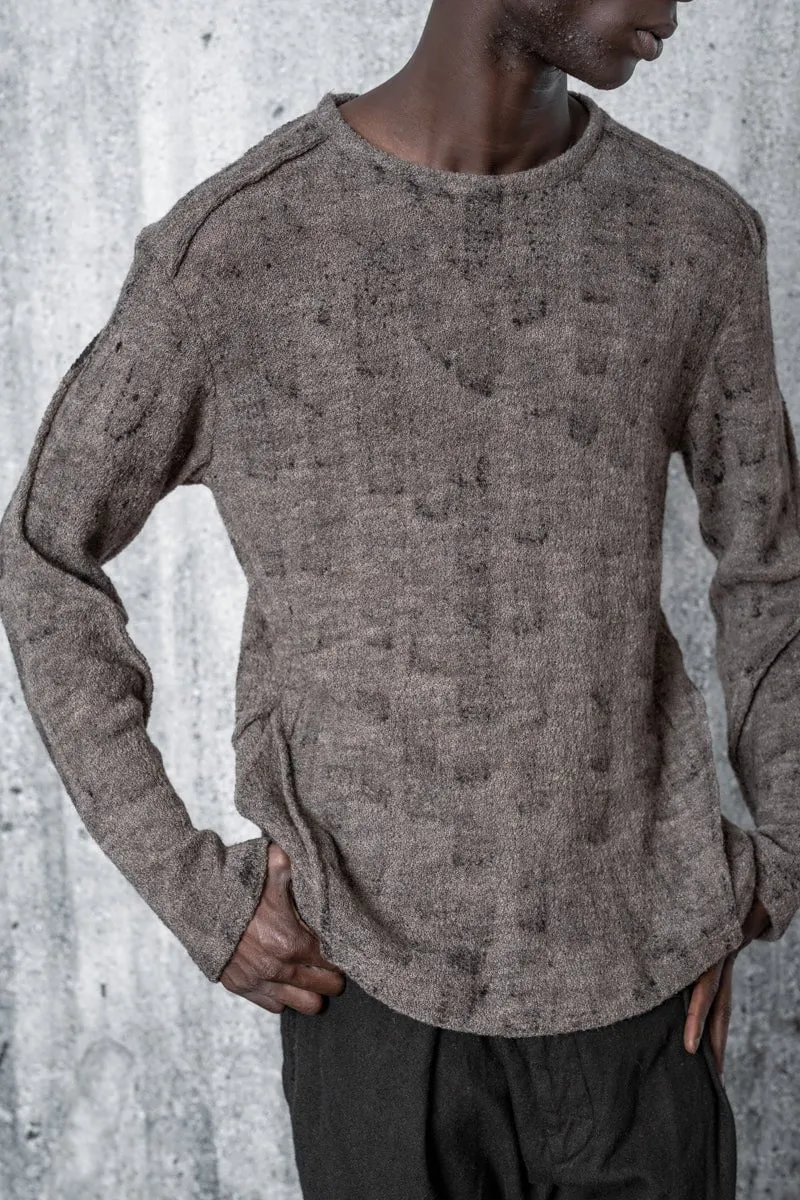 eigensinnig wien | Tyche | Herren Designer Strickpullover aus Schurwolle mit handgefärbtem Muster