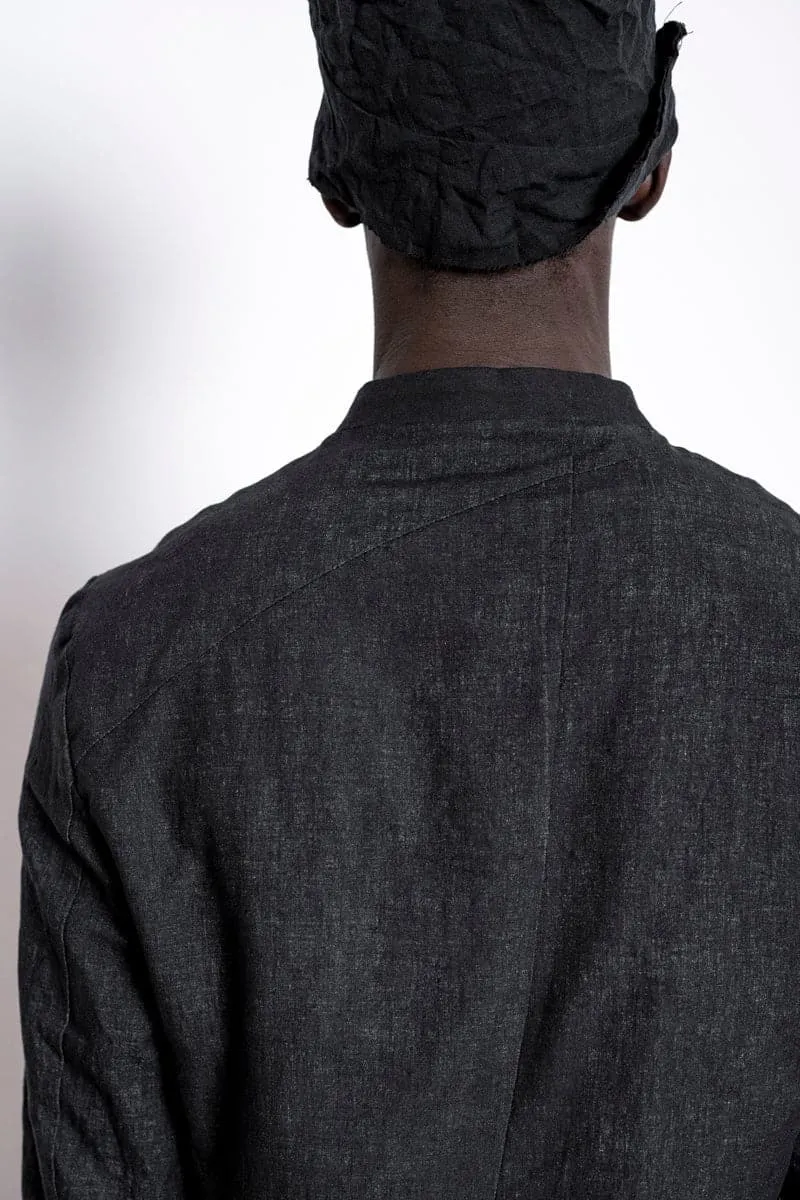 eigensinnig wien | Husserl | Außergewöhnliche Leinenjacke für Herren mit Zipper und Stehkragen in Schwarz
